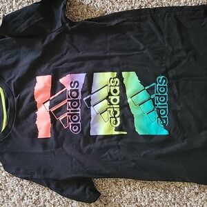 Boys addidas multicolor shirt